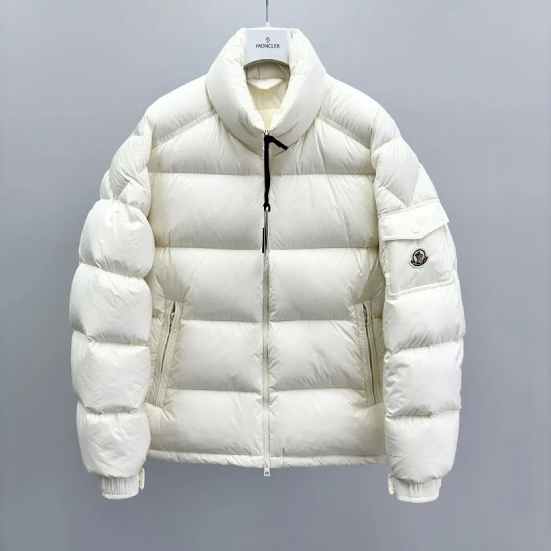 Levitha kurze Daunenjacke mit Kapuze Gelb - Kurze