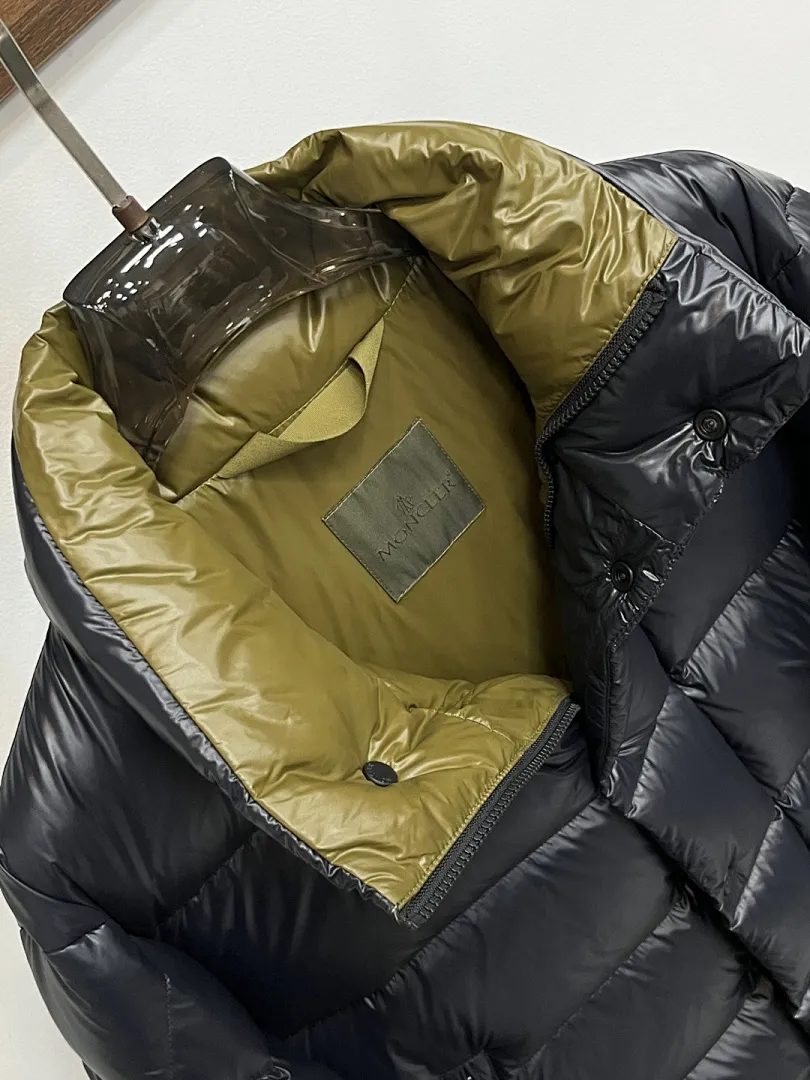 Tripiti Short Down Jacket