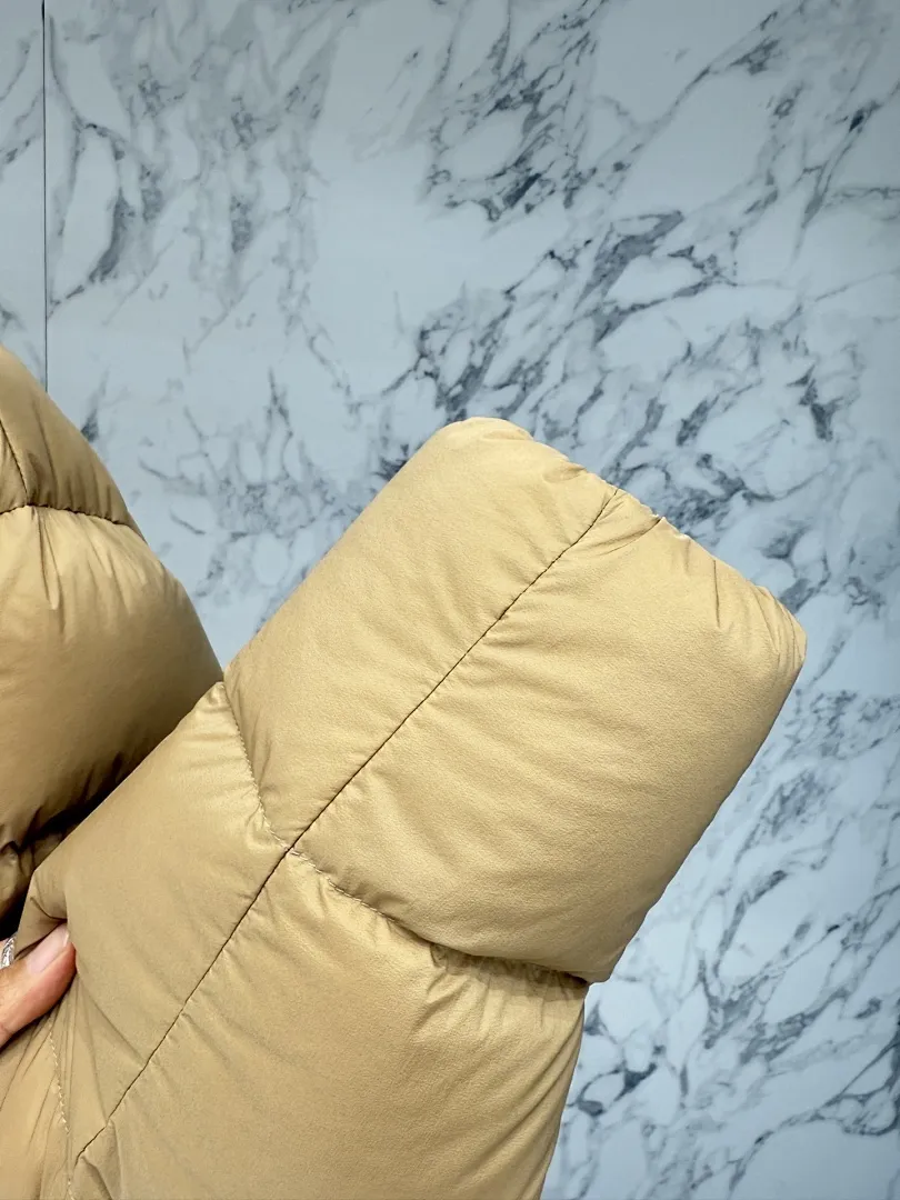 Tarn Short Down Jacket - Short Down Jackets