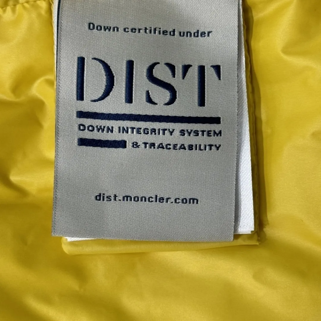 Levitha kurze Daunenjacke mit Kapuze Gelb - Kurze