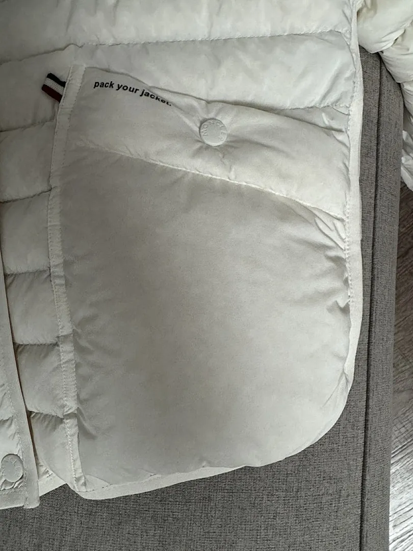 Lvory Nylon Madulain Down Jacket