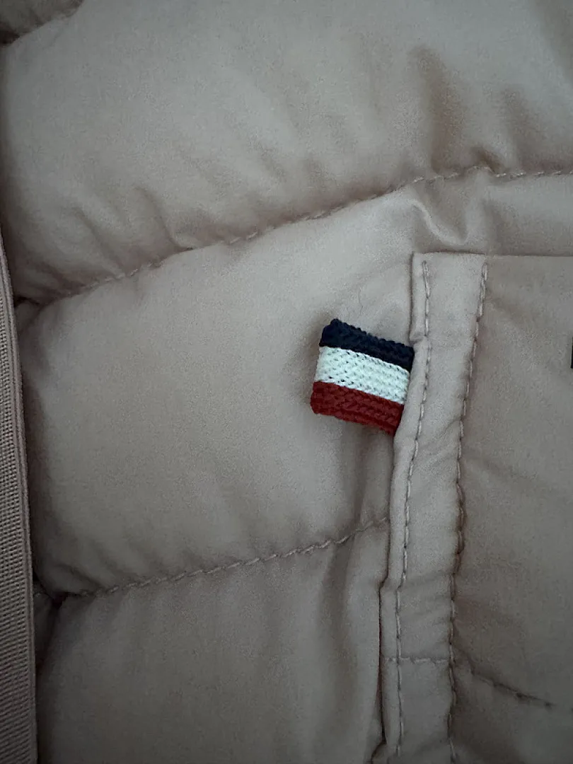 Lvory Nylon Madulain Down Jacket