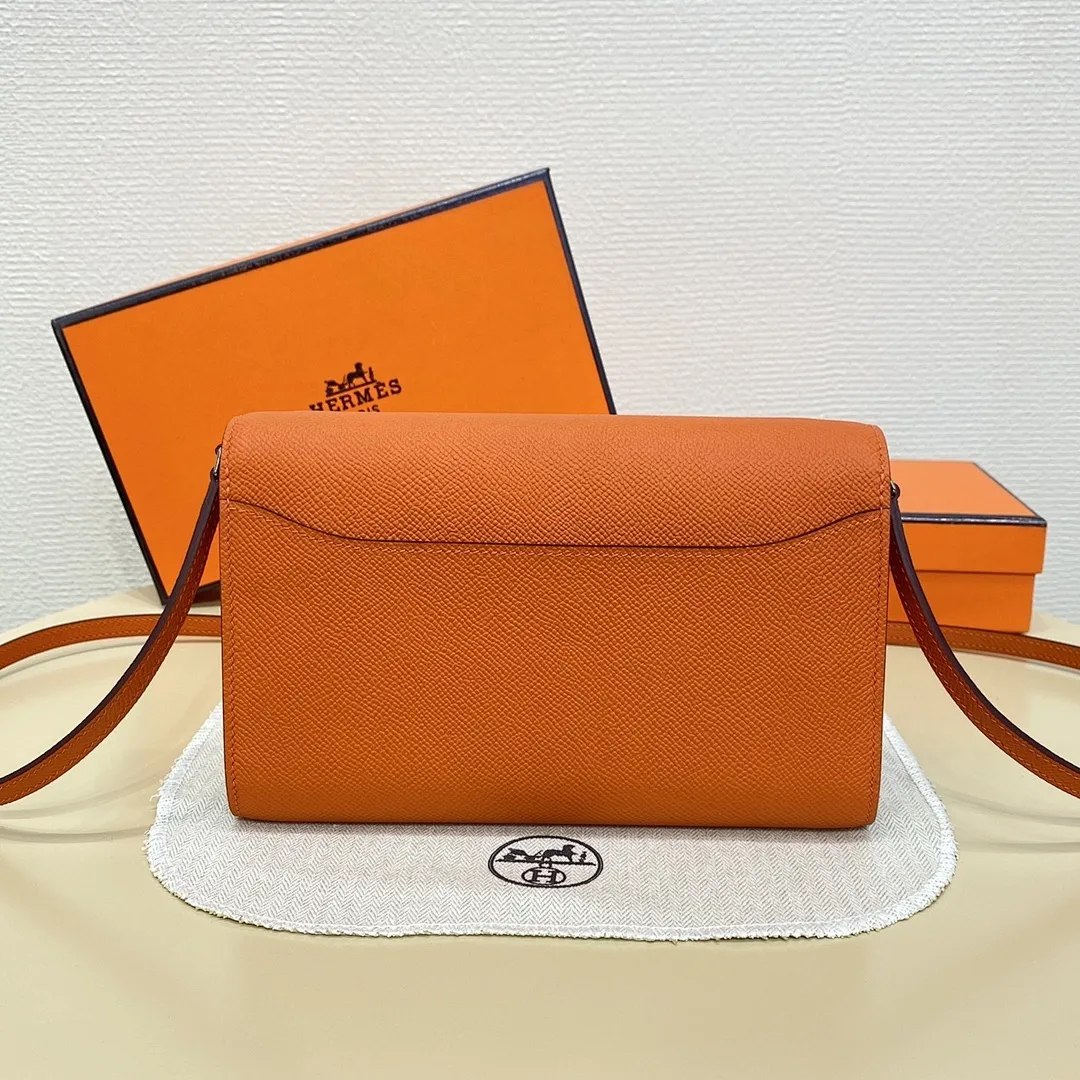 HERMES 897