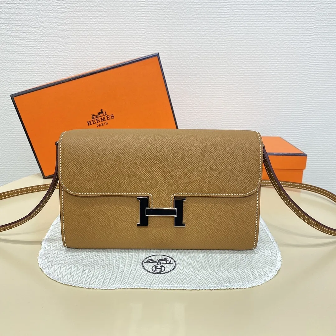 HERMES 890