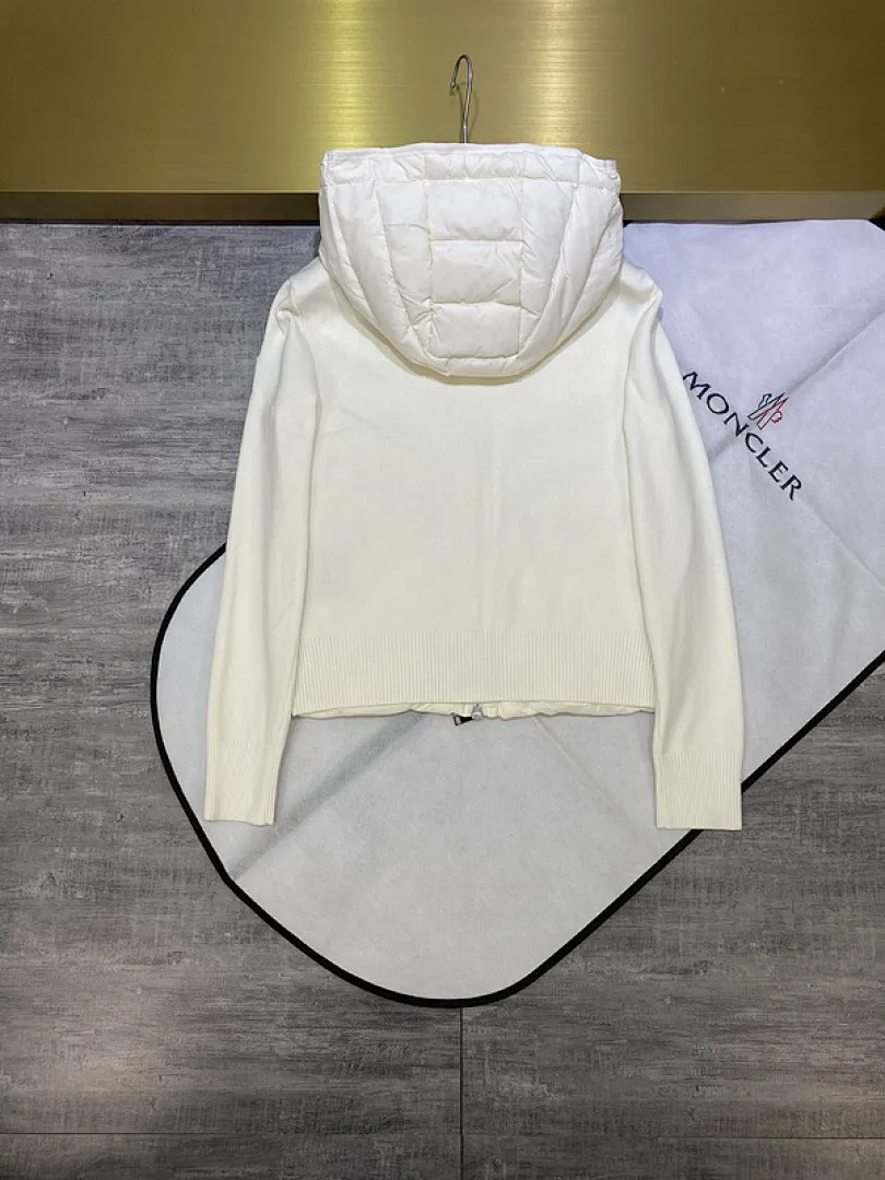 MMoncler Jacket 蒙口款女士针织拼接羽绒服开衫系列 连帽羽绒服外套