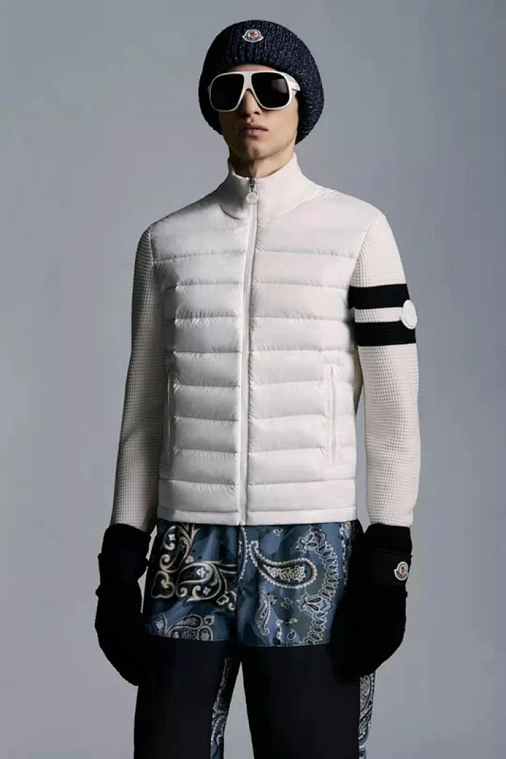 MMoncler Down jackets