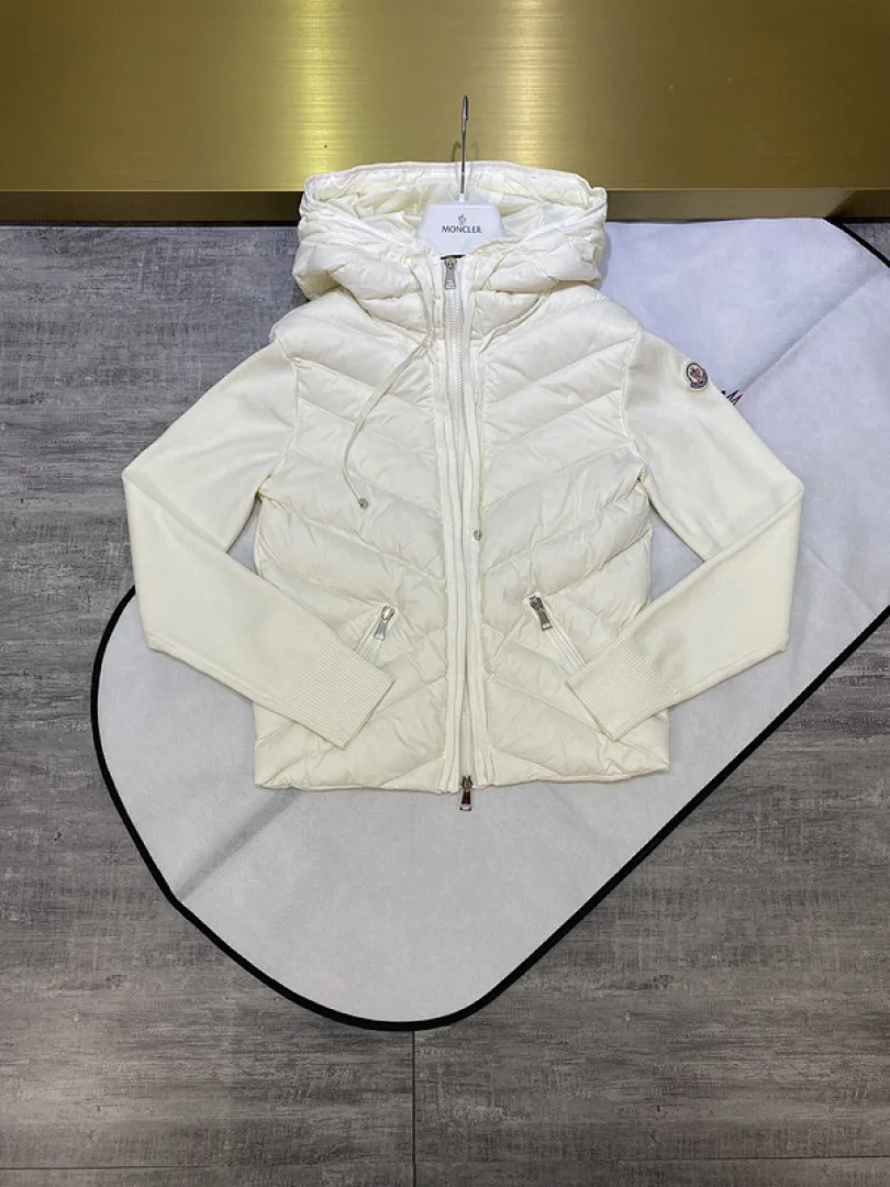 MMoncler Jacket 蒙口款女士针织拼接羽绒服开衫系列 连帽羽绒服外套