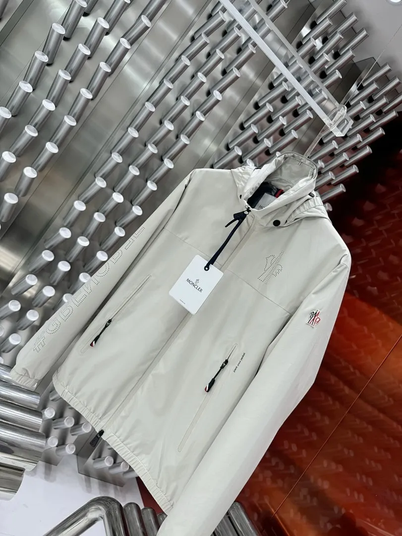 GRENOBLE WINTERBREAK