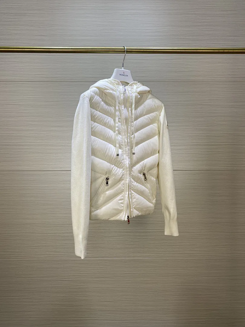 MMoncler Jacket 蒙口款女士针织拼接羽绒服开衫系列 连帽羽绒服外套