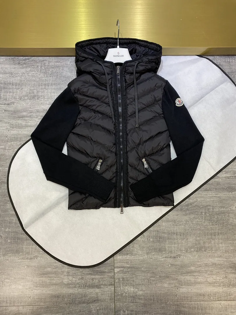 MMoncler Jacket 蒙口款女士针织拼接羽绒服开衫系列 连帽羽绒服外套