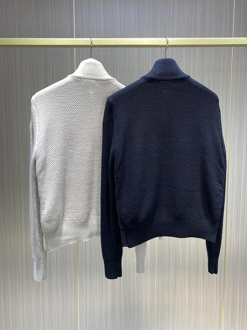 MMoncler down jacket