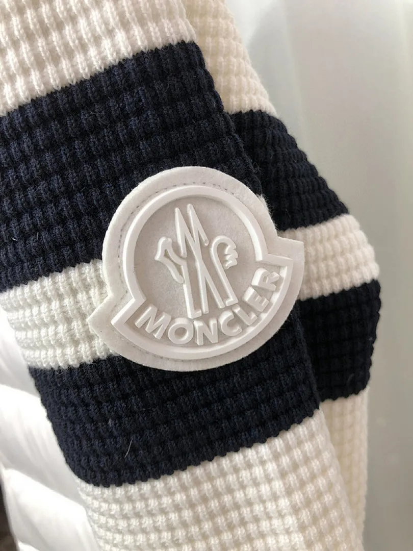 MMoncler Down jackets