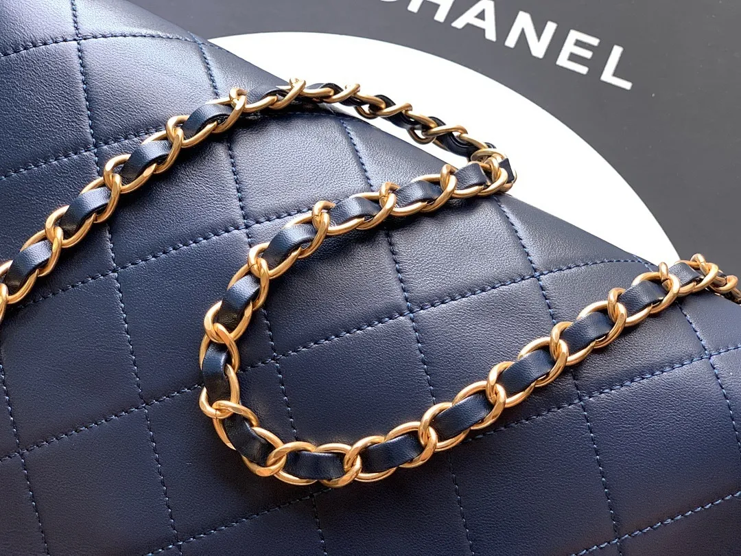 Chanel bag 179098 $338.25 USD
