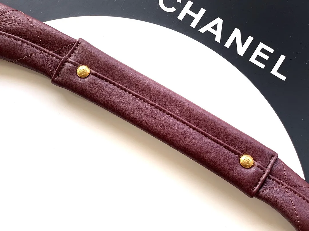 Chanel bag 179084 $338.25 USD