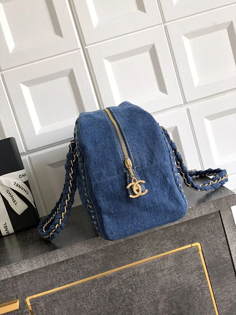 Chanel bag 179093 $297 USD