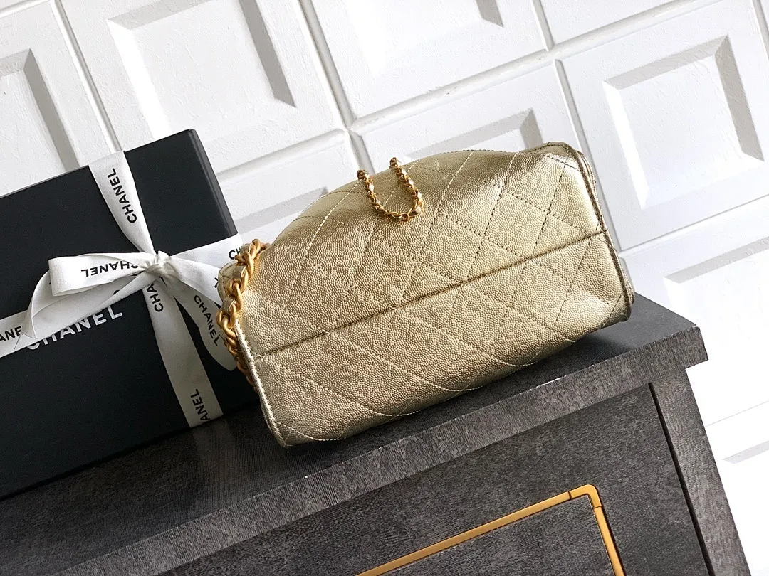 Chanel bag 179087 $305.25 USD