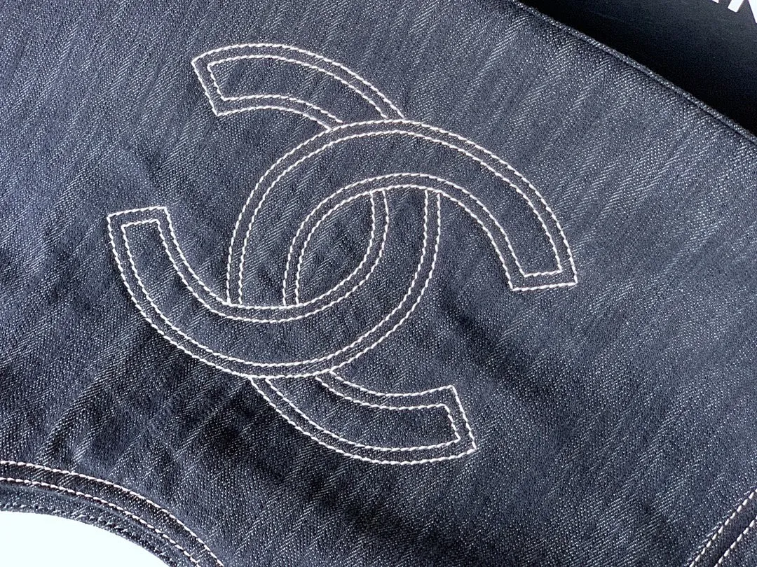 Chanel bag 179091 $228.25 USD