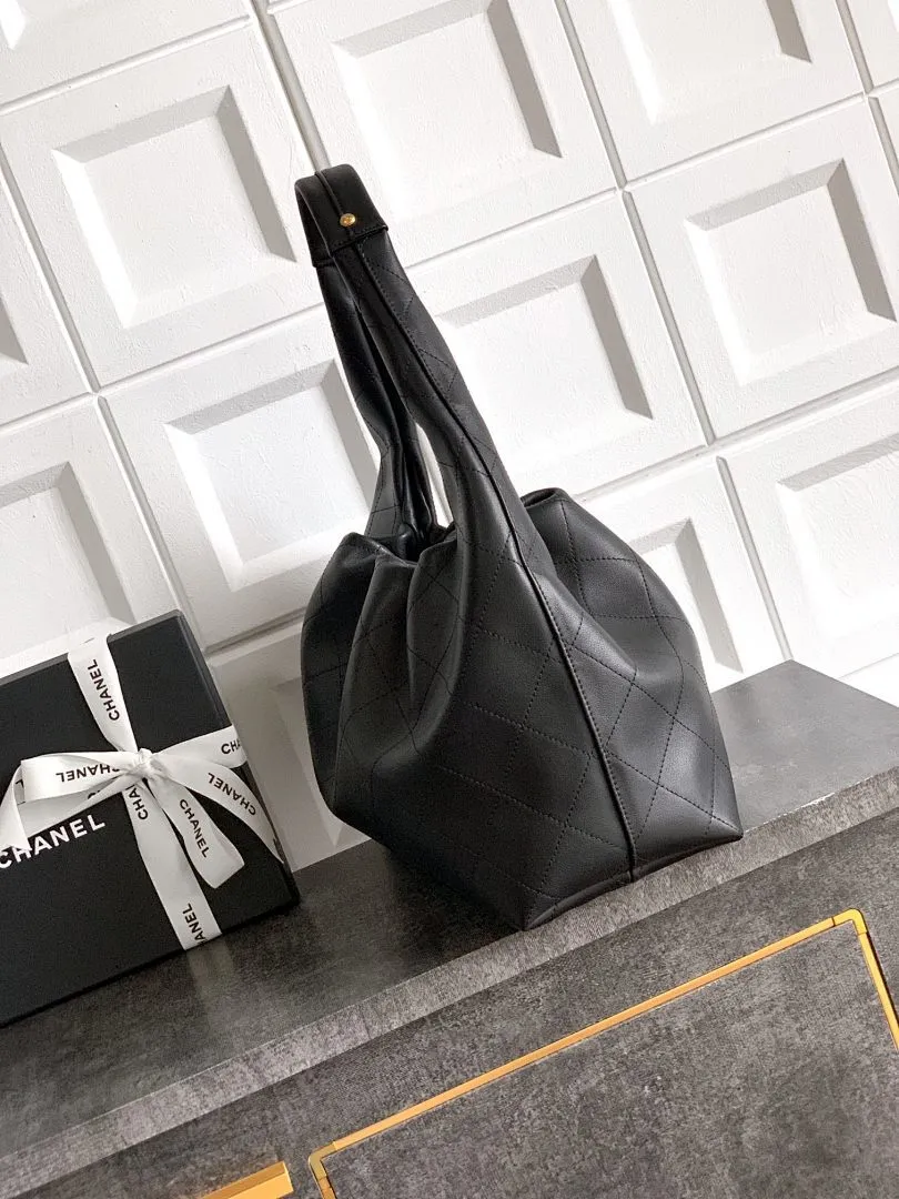 Chanel bag 179081 $338.25 USD