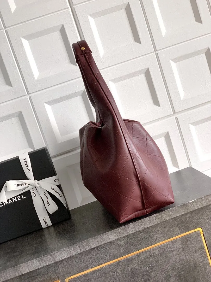 Chanel bag 179084 $338.25 USD