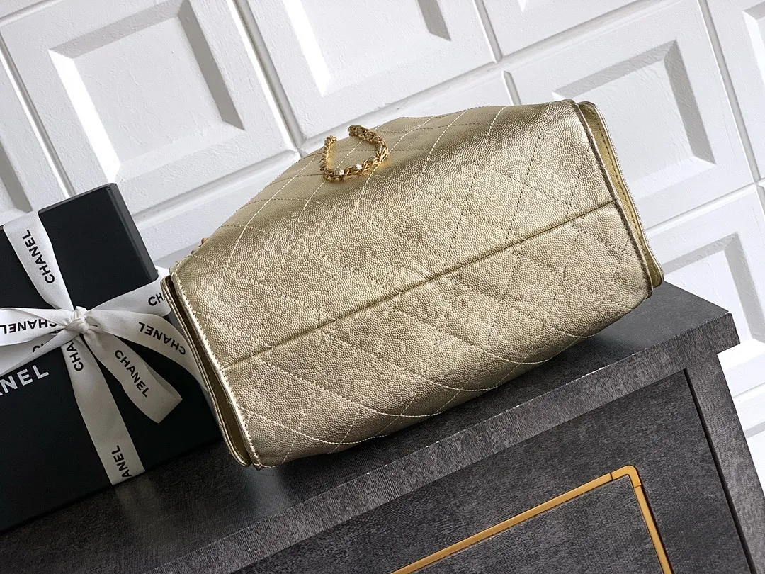 Chanel bag 179086 $324.5 USD
