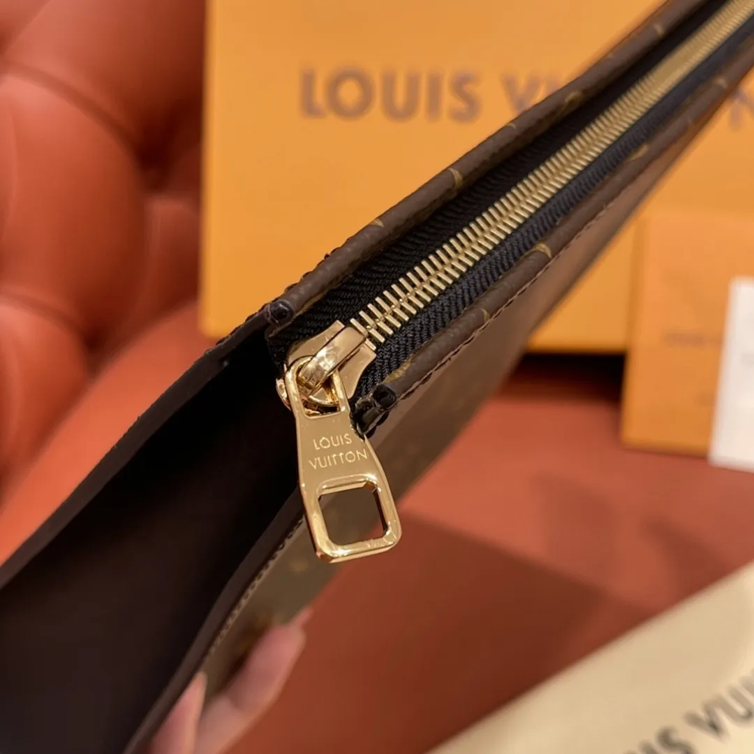 P900 - M46037 老花