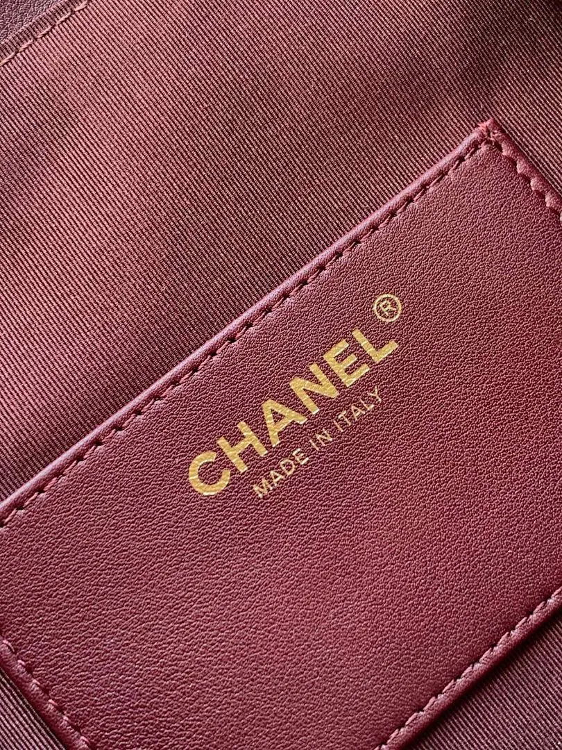 Chanel bag 179084 $338.25 USD