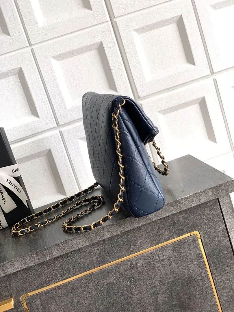 Chanel bag 179098 $338.25 USD