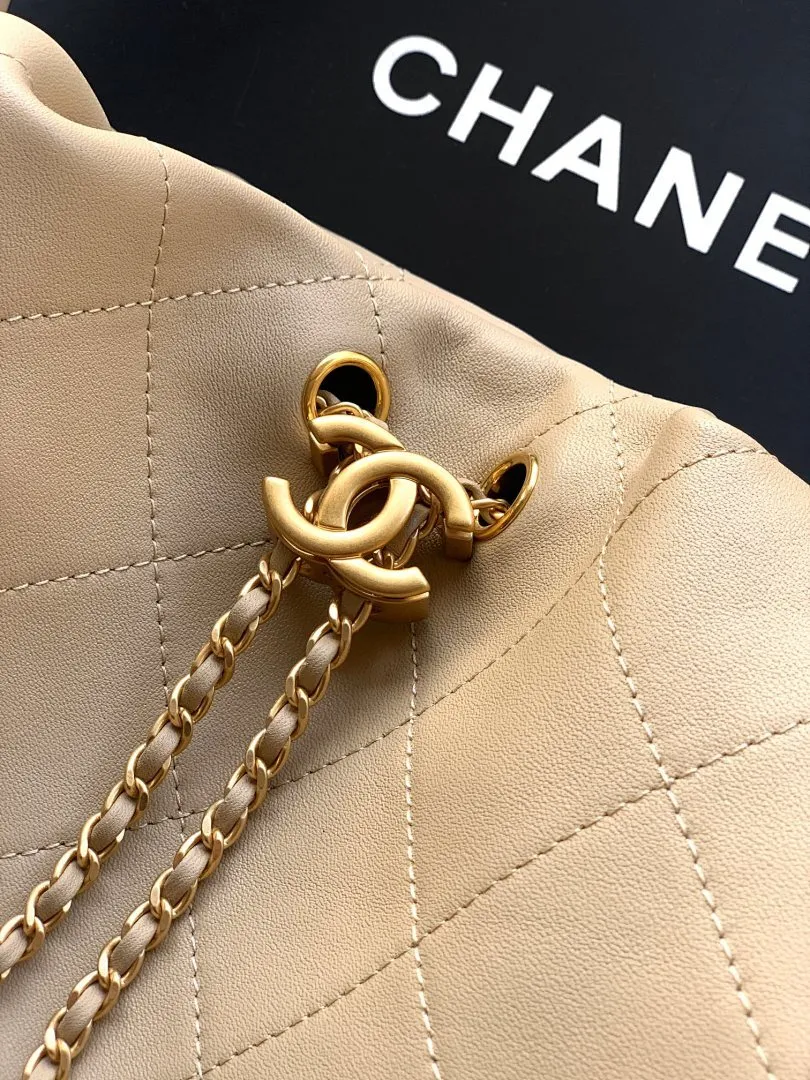 Chanel bag 179082 $338.25 USD
