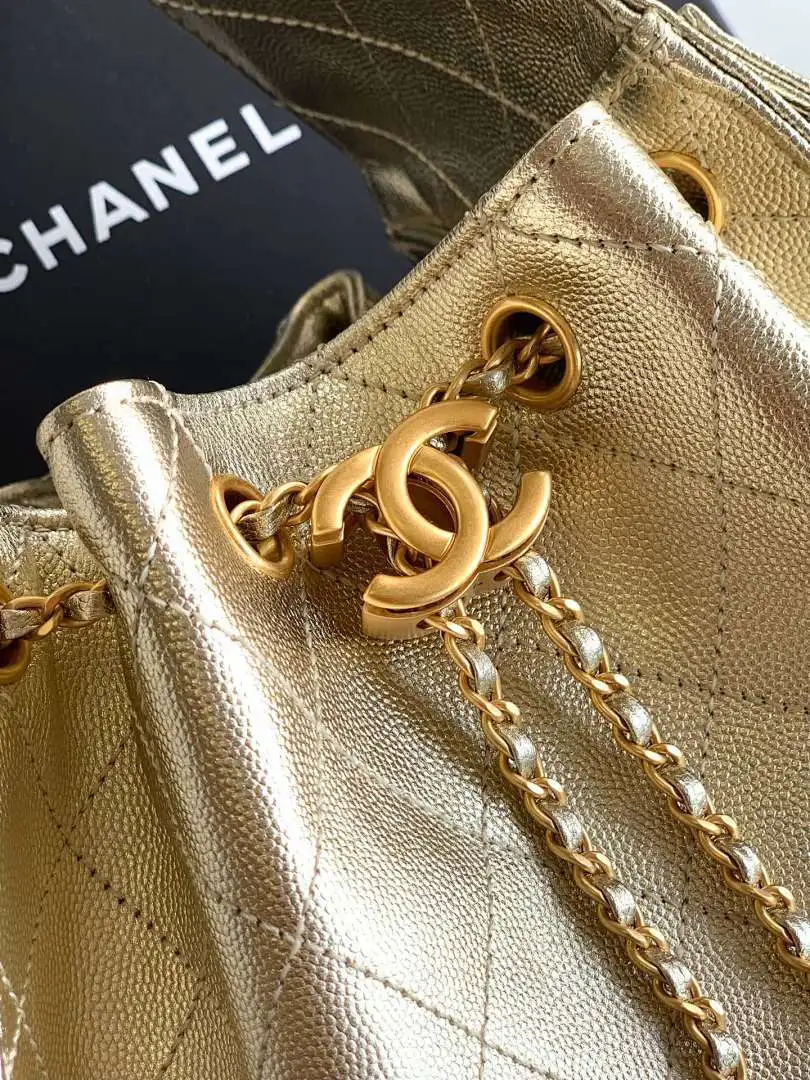 Chanel bag 179086 $324.5 USD