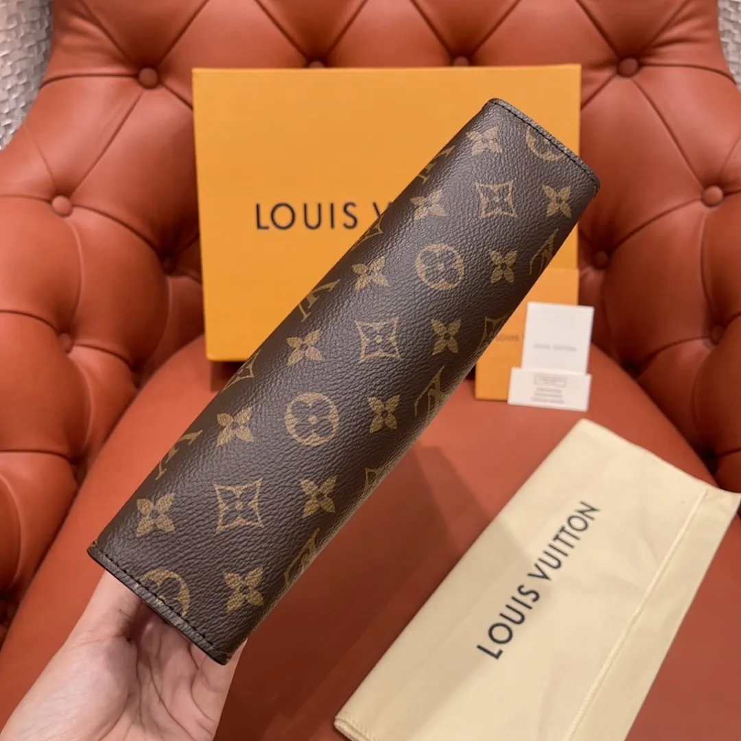 P900 - M46037 老花