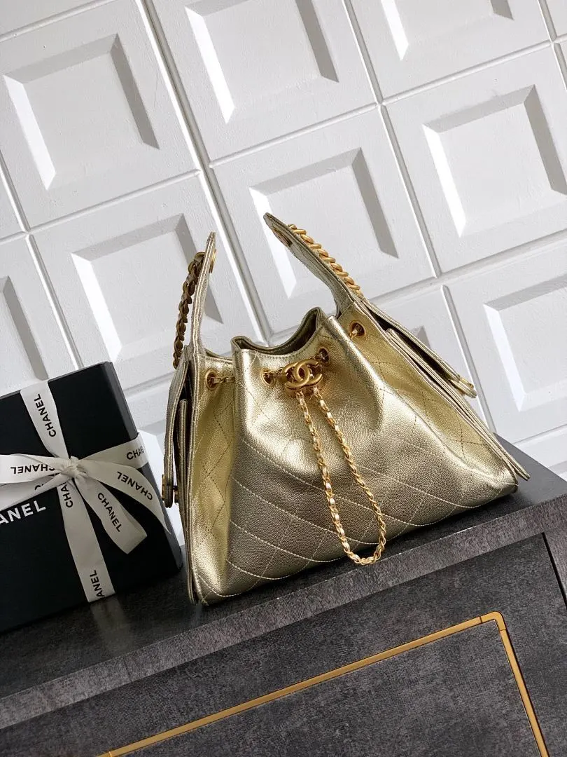 Chanel bag 179086 $324.5 USD