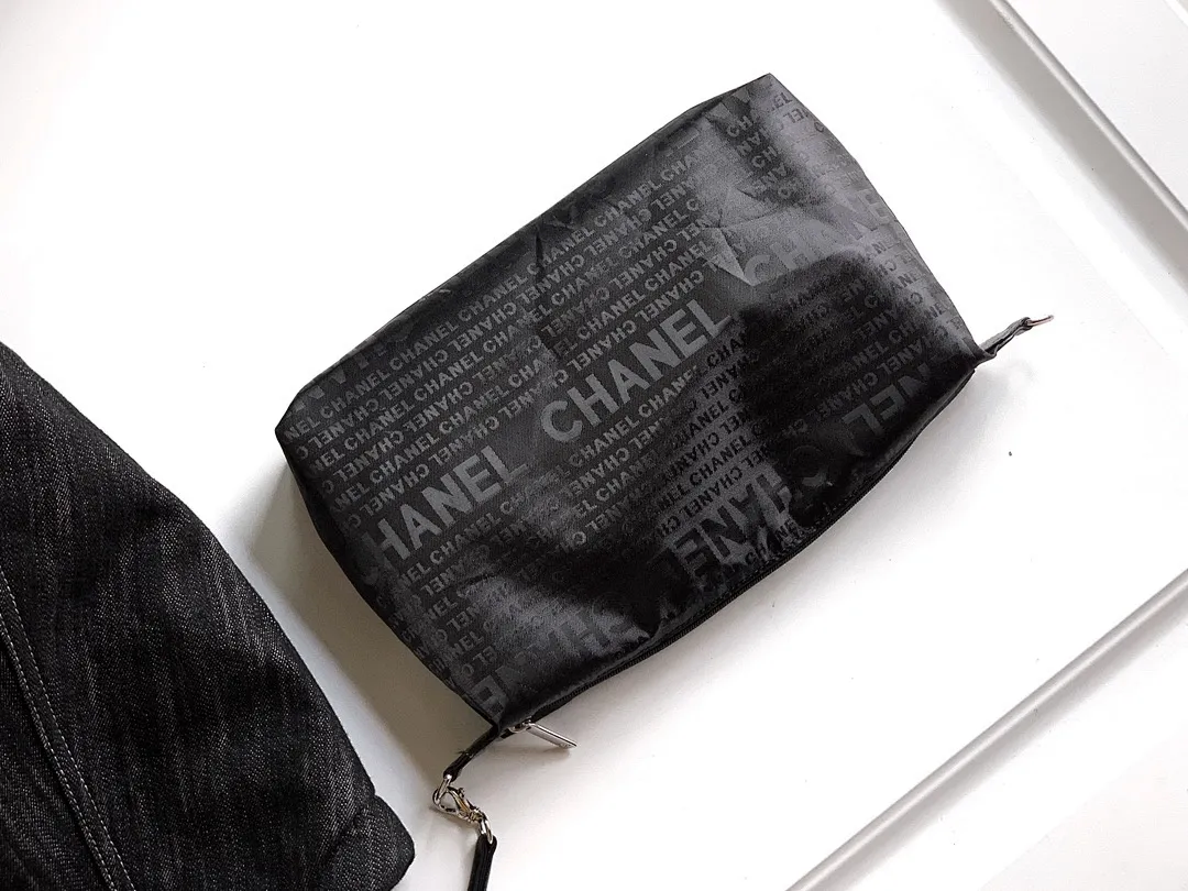 Chanel bag 179089 $228.25 USD
