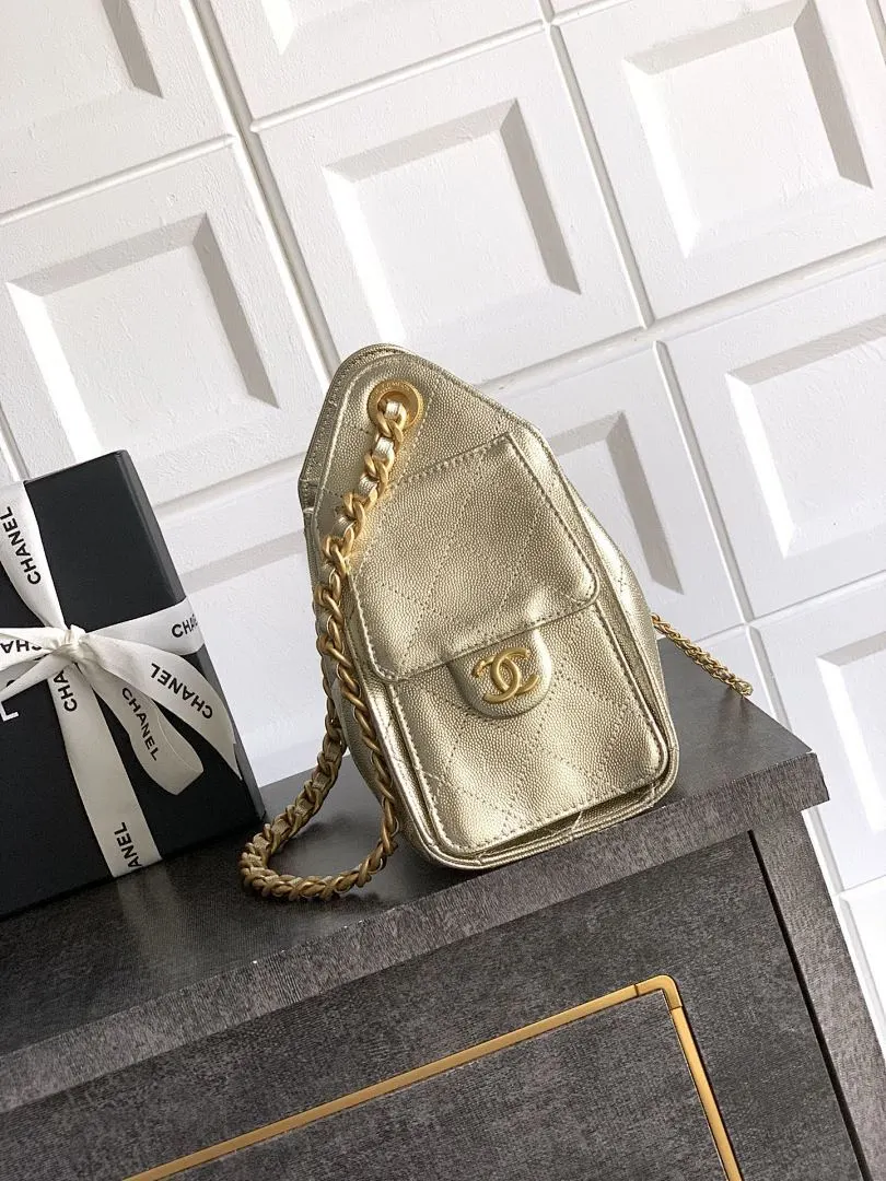 Chanel bag 179087 $305.25 USD