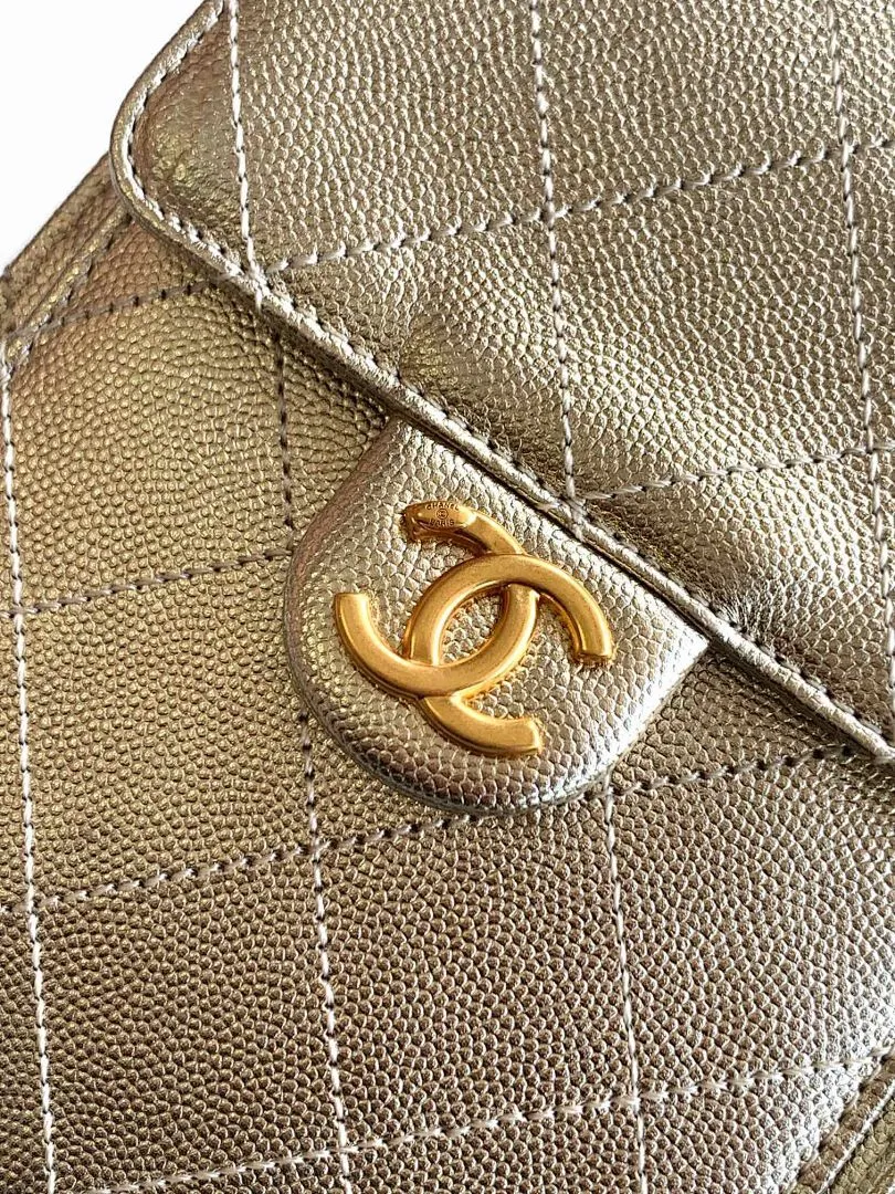 Chanel bag 179086 $324.5 USD