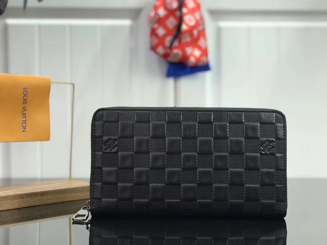 LV ZIPPY WALLET N60003YG