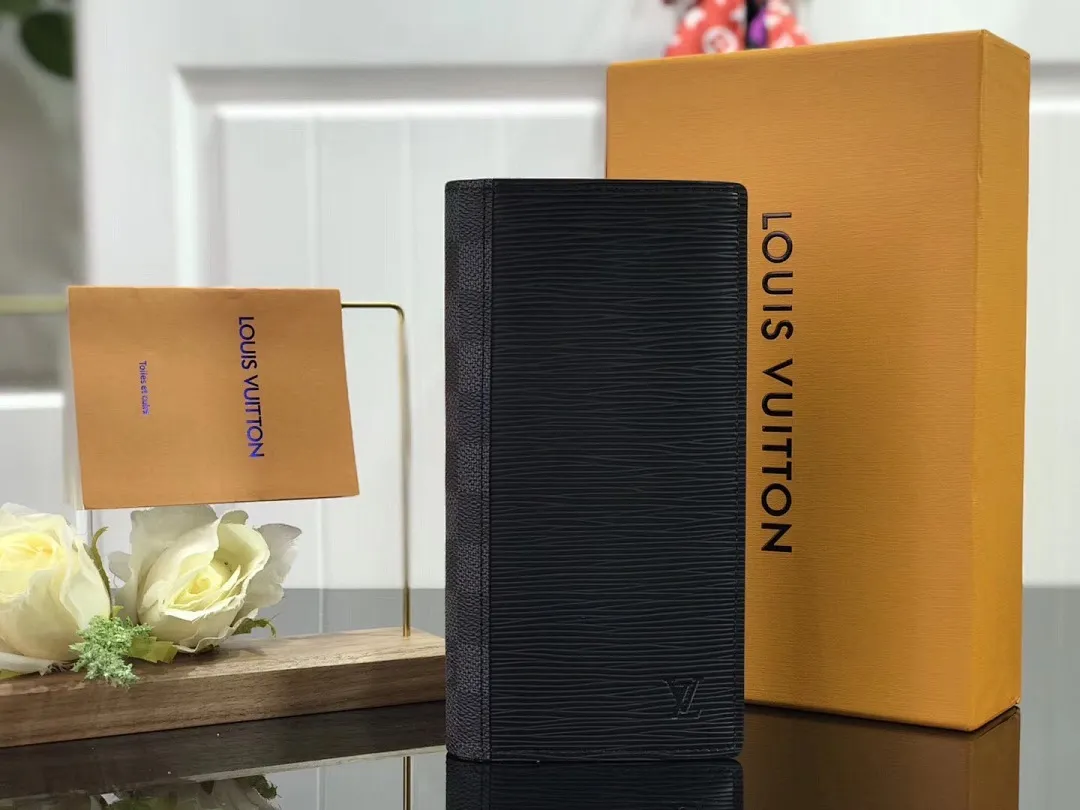 LV BRAZZA WALLET M67903