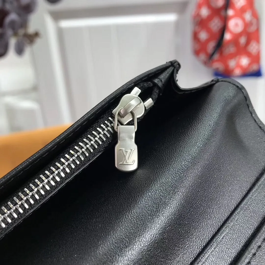 LV BRAZZA WALLET M66540YG