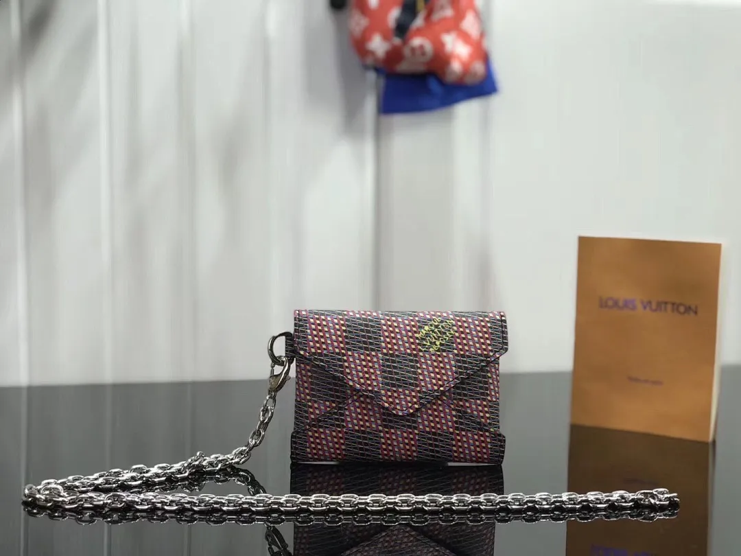 LV KIRIGAMI NECKLACE M68613