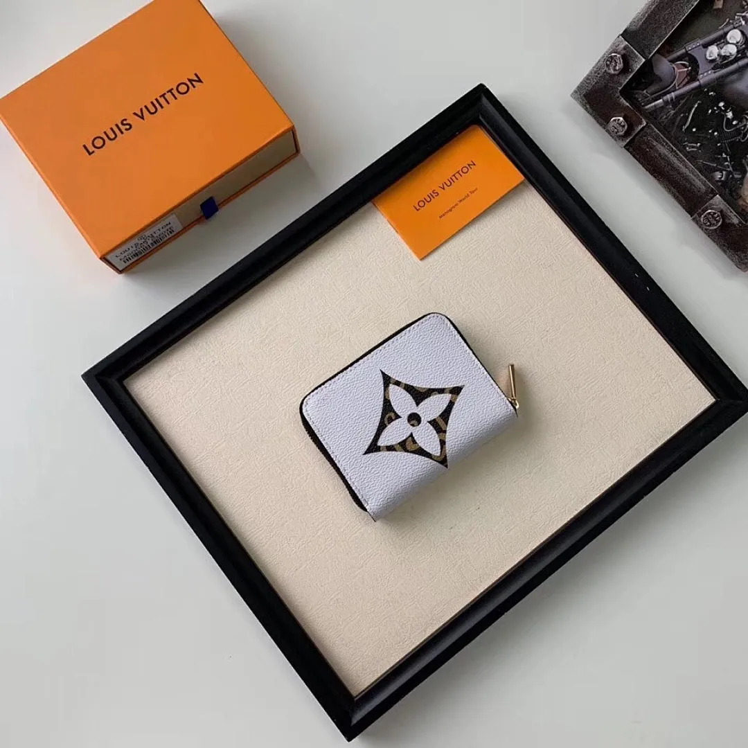 LV ZIPPY WALLET M60067XD