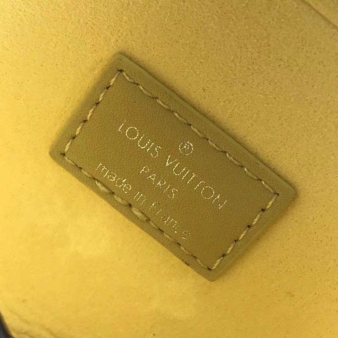 LV KIRIGAMI NECKLACE M68613