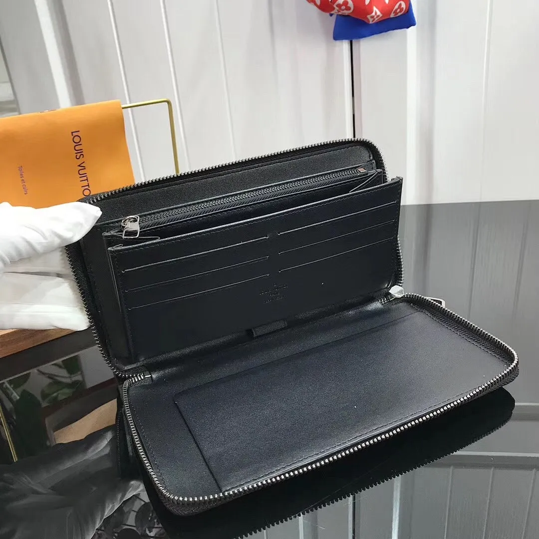 LV ZIPPY WALLET N60003YG