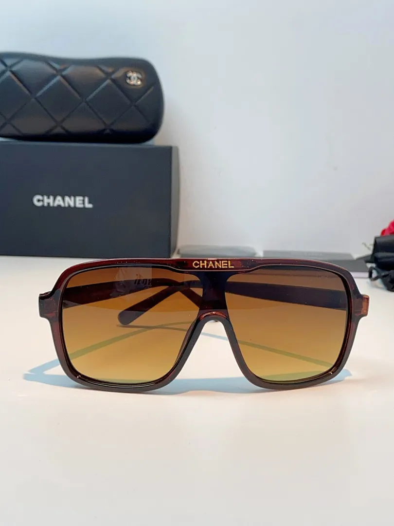 Chanel 0056