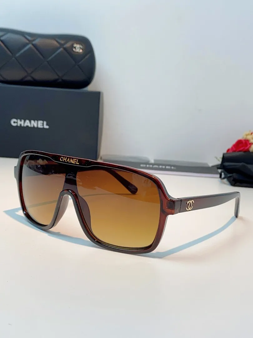 Chanel 0056