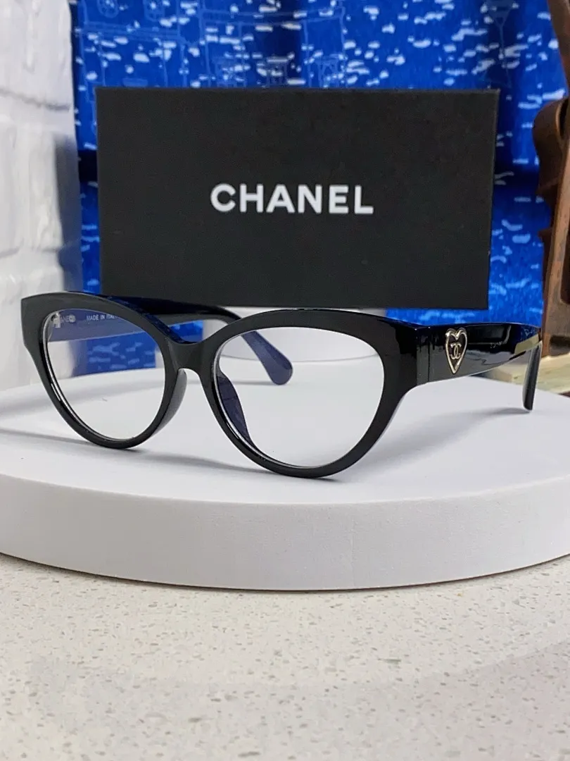 Chanel 0047