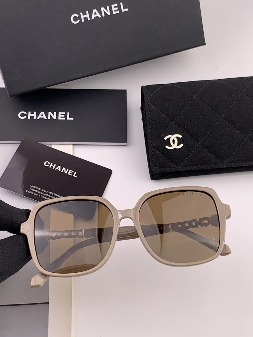 Chanel 0053