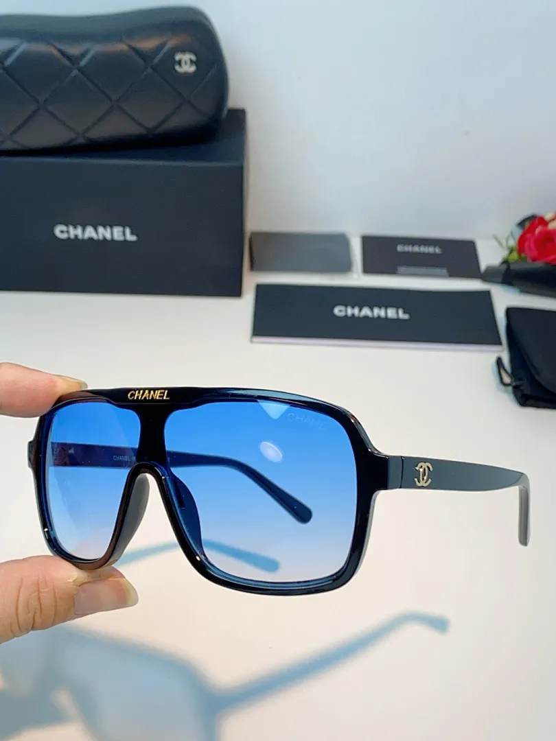Chanel 0057
