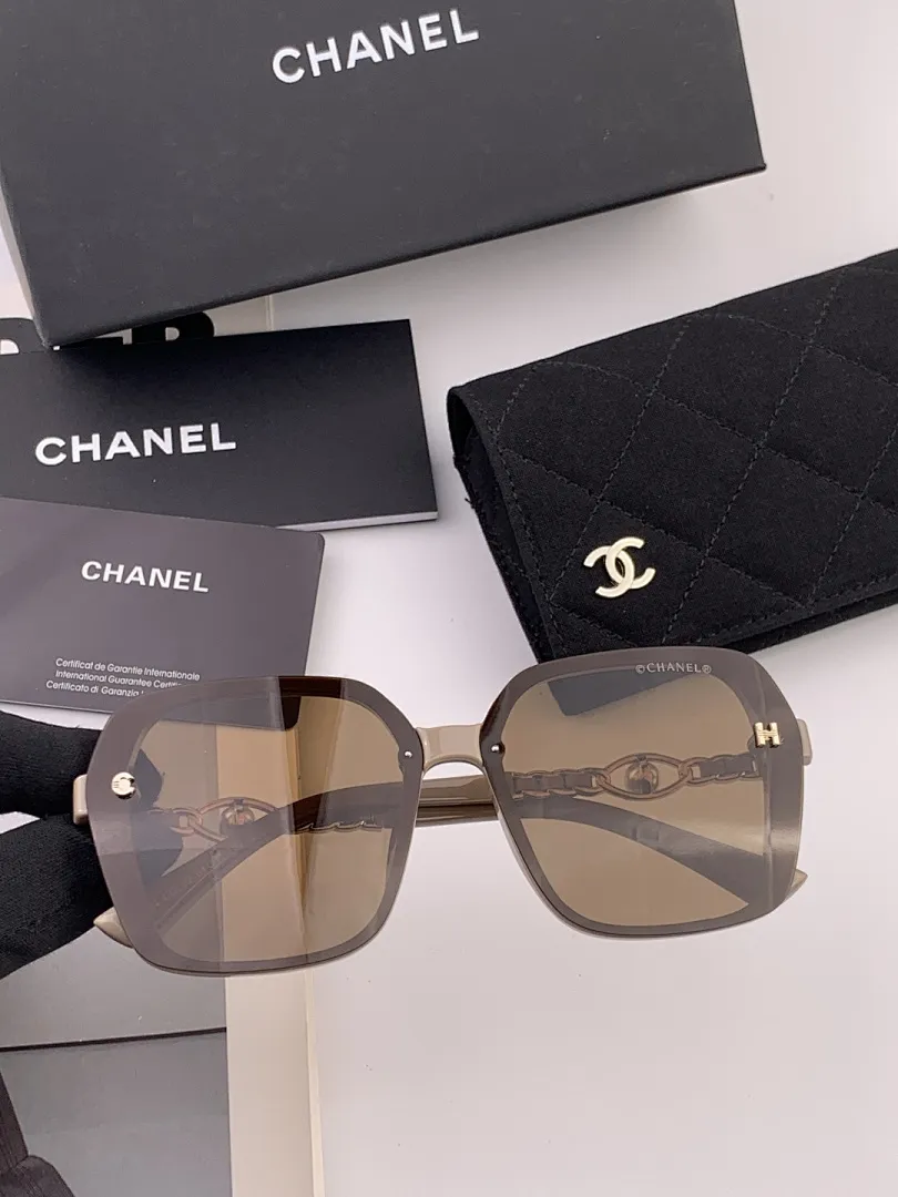 Chanel 0051