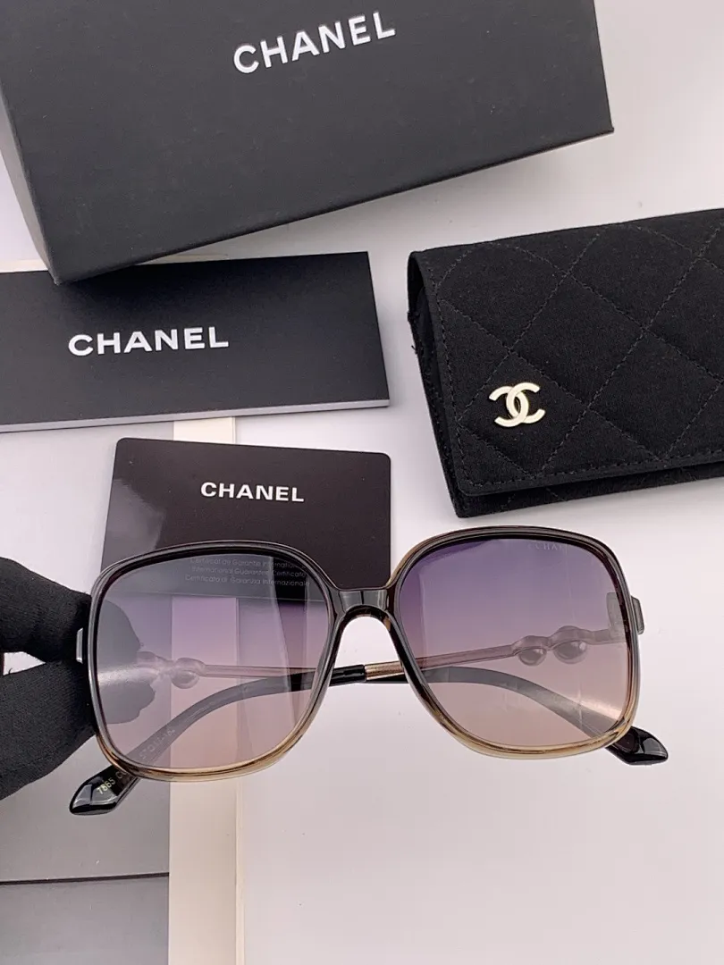 Chanel 0052
