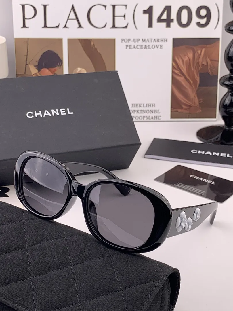 Chanel 0049