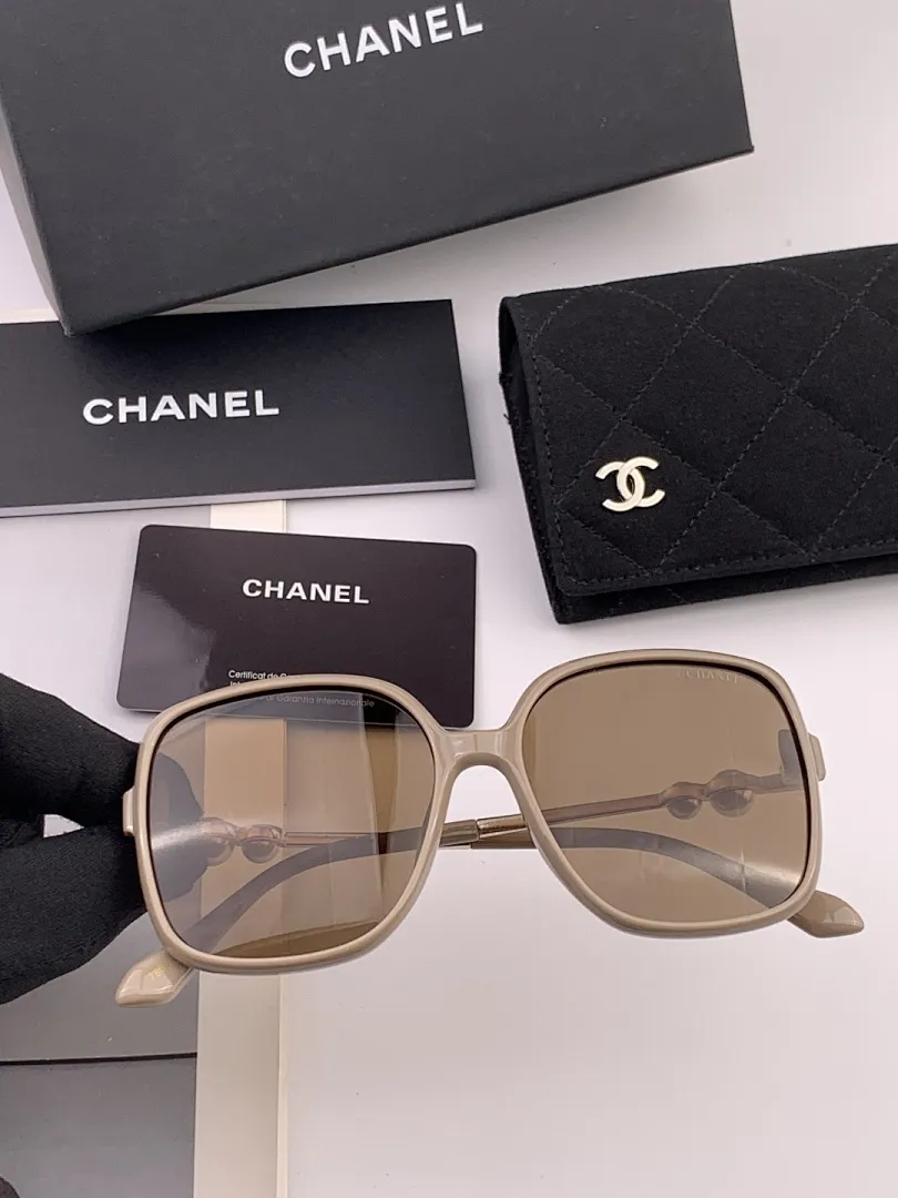 Chanel 0052